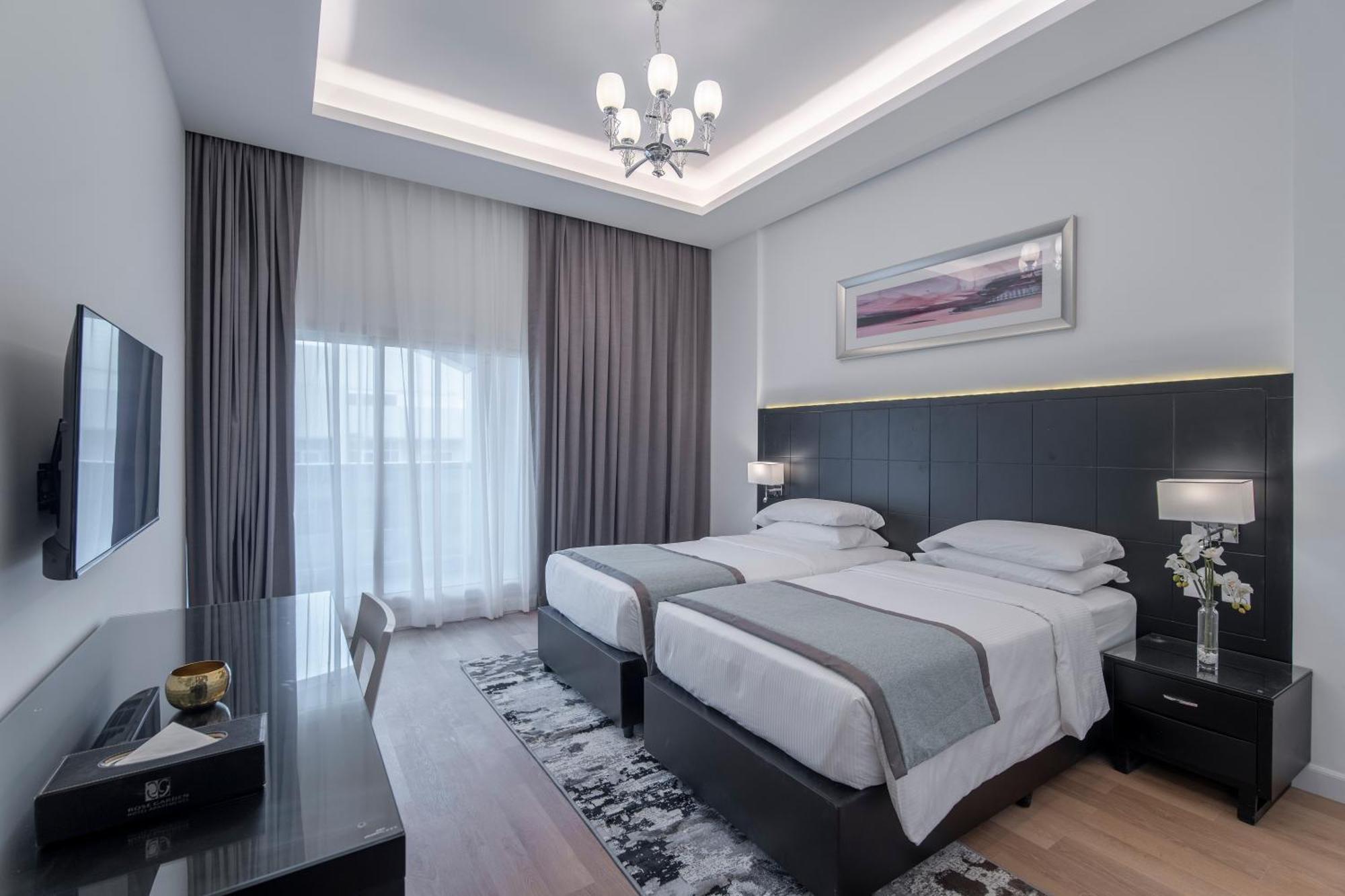 Rose Garden Hotel Apartments - Al Barsha, Near Metro Station Dubaj Zewnętrze zdjęcie